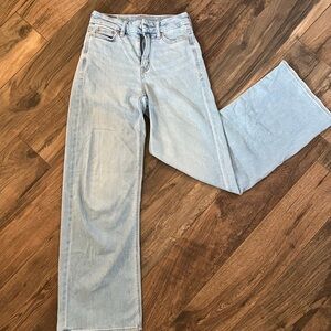 Size 000, American Eagle Outfitters Light Blue Wide Leg Jeans
